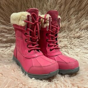 Pink UGG rain boot snow boot US kids size 4